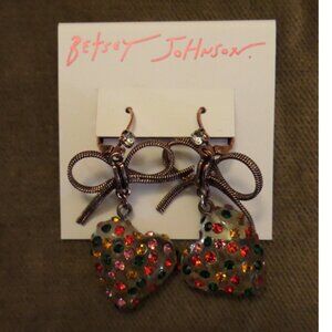 Betsey Johnson Faux Stone Heart pendant earrings